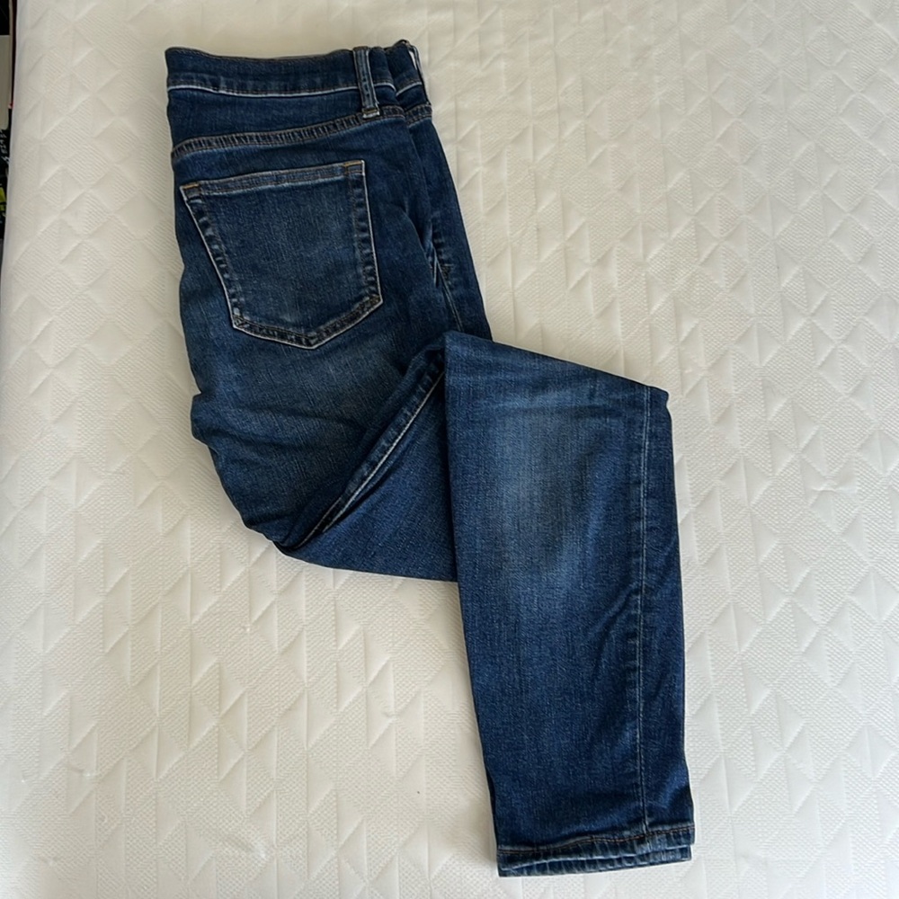 Gap True Skinny Mid Rise, size 26